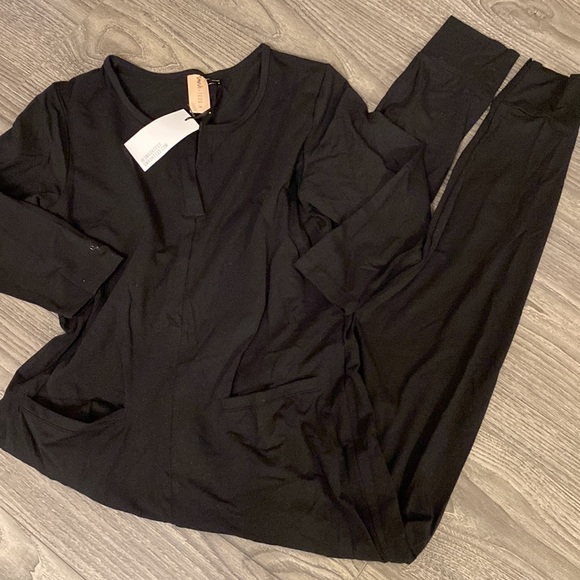 Black Romper - Picture 5 of 5